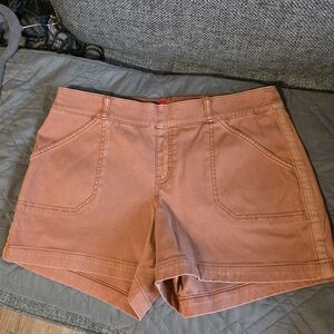 SPANX Pull On Shorts With Tummy Control 6in